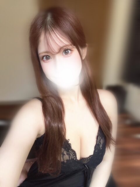 夢咲ひな